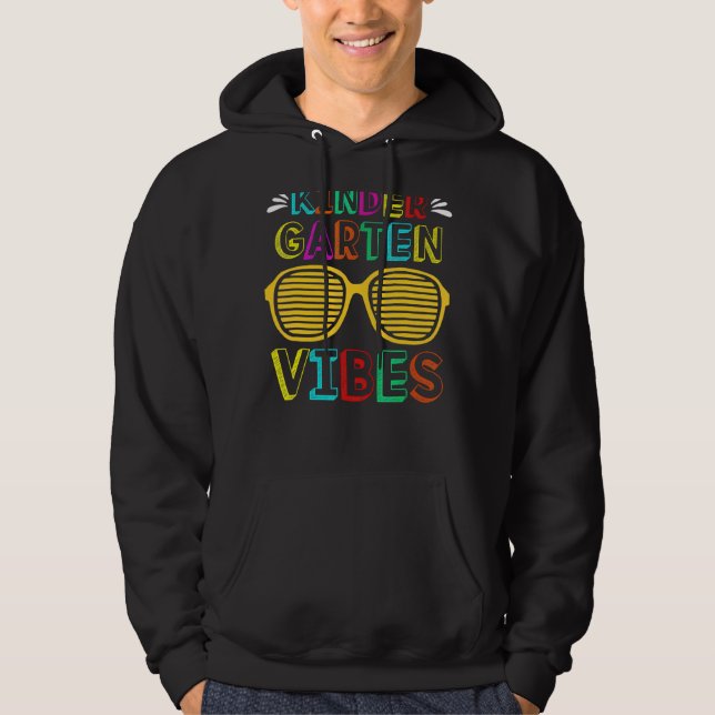 Sudadera Jardín De Niños Vive El Primer Día De Volver A La  (Anverso)