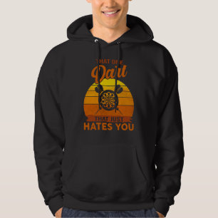 Sudadera Jugador de Dardos Divertido y Ágil con Diseño de U