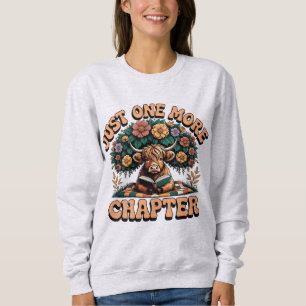 Sudadera Just One More Chapter Highland Cow 