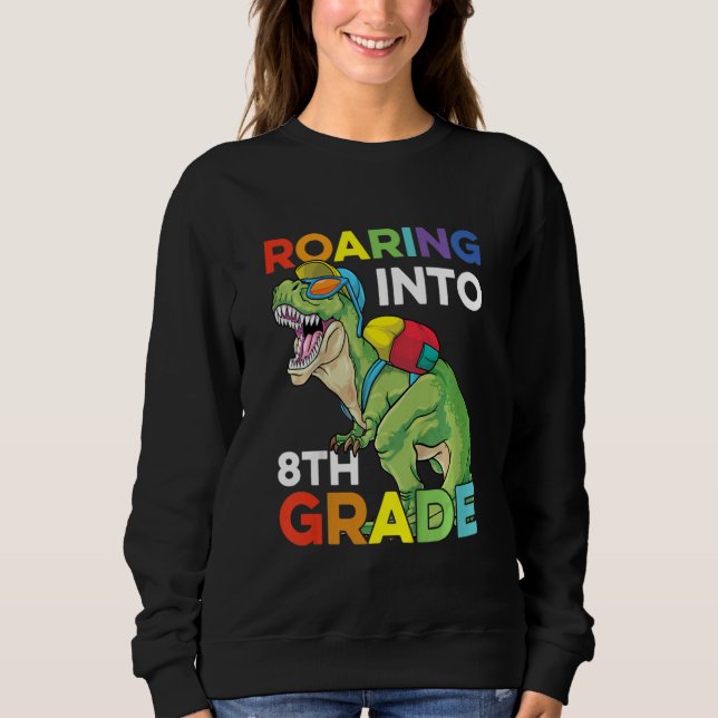 Sudadera Kids Roaring Into 8th Grade Back To School Dinosau (Anverso)