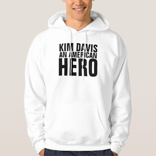 Sudadera KIM DAVIS UN HÉROE AMERICANO CABALLEROS Y Camiseta (Anverso)
