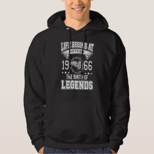 Sudadera La Vida Comienza A Los Cincuenta Y Seis Años En 19