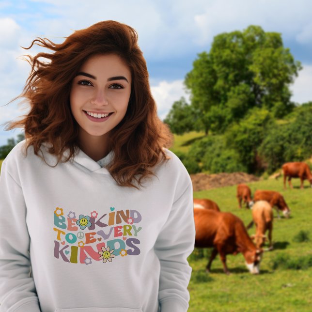 Sudadera Las Flores De Moda Retro Sean Amables Con Todo Tip (Subido por el creador)