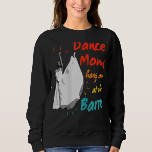 Sudadera Las Madres De Baile Cuelgan En El Recital Del Bail