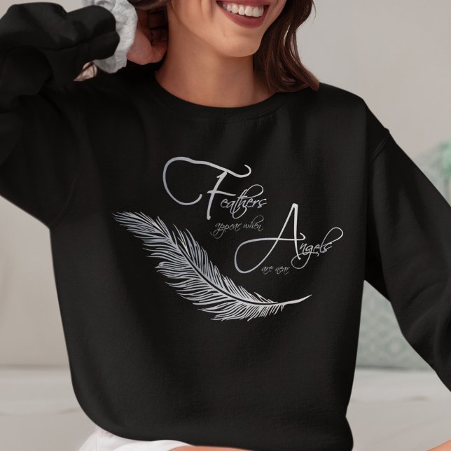 Sudadera Las plumas aparecen cuando los ángeles están cerca (Subido por el creador)