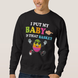 Sudadera Le Puse A Un Bebé En Su Cesta Una Invitación De Be