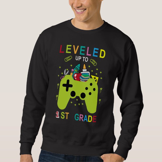 Sudadera Leveled Up To 1st Grade Gamer Back To School First (Anverso)