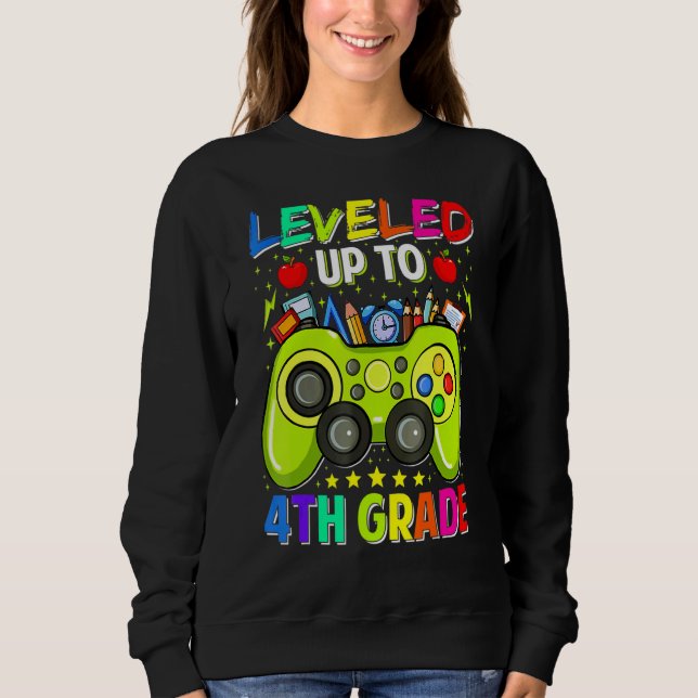 Sudadera Leveled Up To 4th Grade Gamer Back To School First (Anverso)