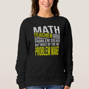 Sudadera Maestros de matemáticas masculinos resuelven probl