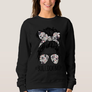 Sudadera mamá de bull dog con moño despeinado genial gafas