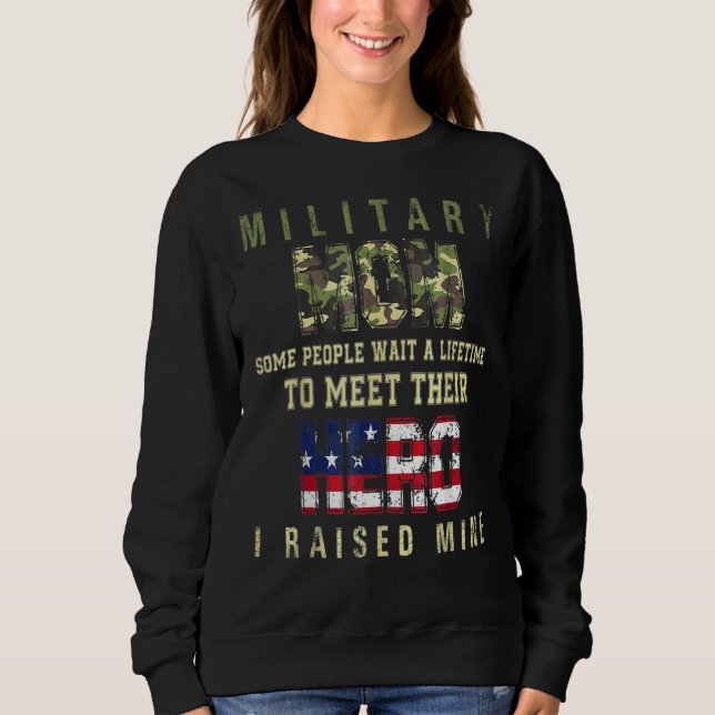 Sudadera Mamá militar que crié a mi héroe estadounidense (Anverso)