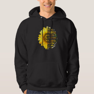 Sudadera Me Convirtí En Una Enfermera Porque Tu Vida Vale M