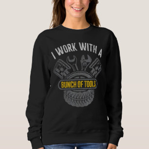 Sudadera Mecánica Trabajo Con Un Conjunto De Herramientas M