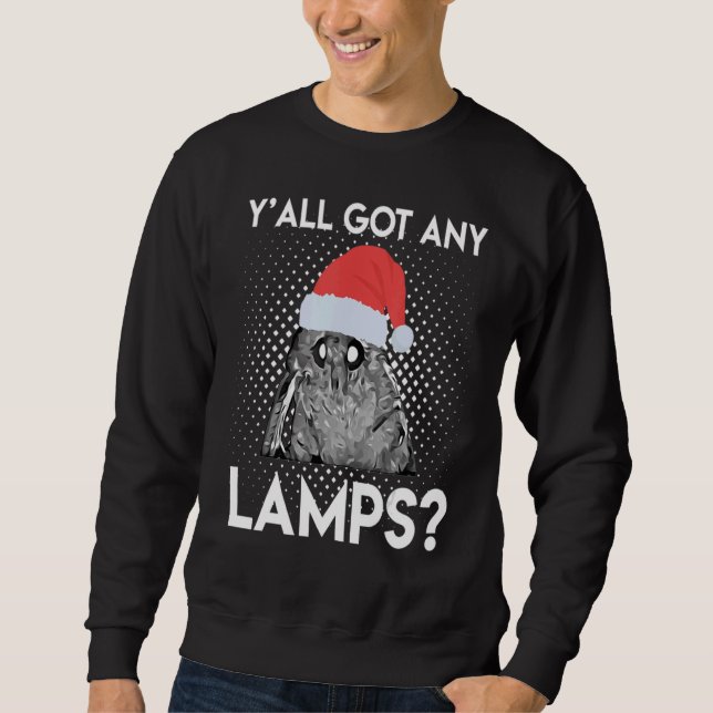 Sudadera Meme de polillas con navidad tiene lámpara vacacio (Anverso)