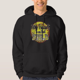 Sudadera Mi Corazón Está En Ese Campo Leopard Softball Mom 