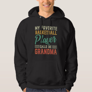Sudadera Mi jugador favorito de baloncesto me llama abuela