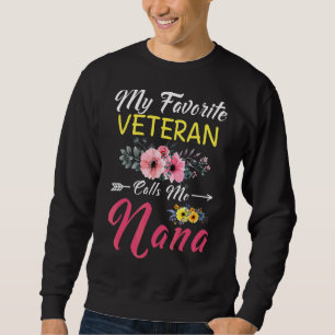 Sudadera Mi veterinario favorito me llama familia de flores