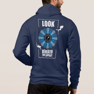 Sudadera Mira Debajo De La Superficie - Cita De Buceo Scuba