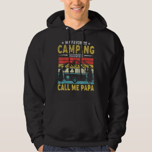 Sudadera Mis compañeros favoritos de camping me llaman Papa