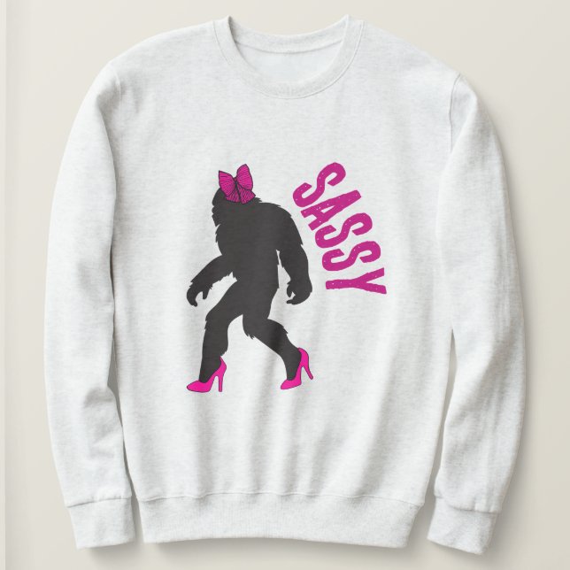 Sudadera Moda Sassy Sasquatch (pie grande) (Anverso del diseño)
