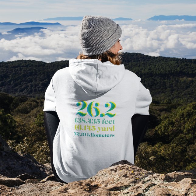 Sudadera Monograma Negrita 26.2 Distancia de Maratón en Cur (Subido por el creador)