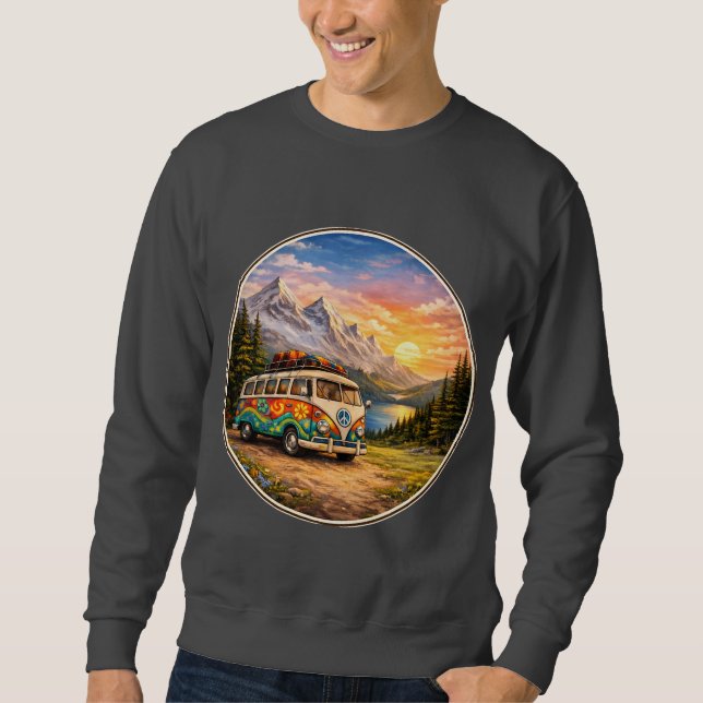Sudadera Mountain Sunset Lake Scene | Retro Hippie Van Life (Anverso)