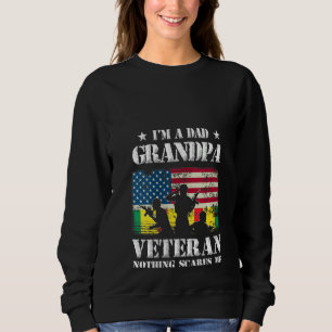 Sudadera Mujeres soy un abuelo veterano, nada me asusta