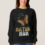 Sudadera Nature mom - sweat shirt<br><div class="desc">Introducing our Unisex Softstyle T-Shirt featuring the text "Nature Mom" and a beautiful watercolor picture of a butterfly on a plant. This shirt is perfect for those who love nature and want to show their appreciation for it in a stylish and unique way.Crafted from high-quality materials, this t-shirt is ultra-soft...</div>
