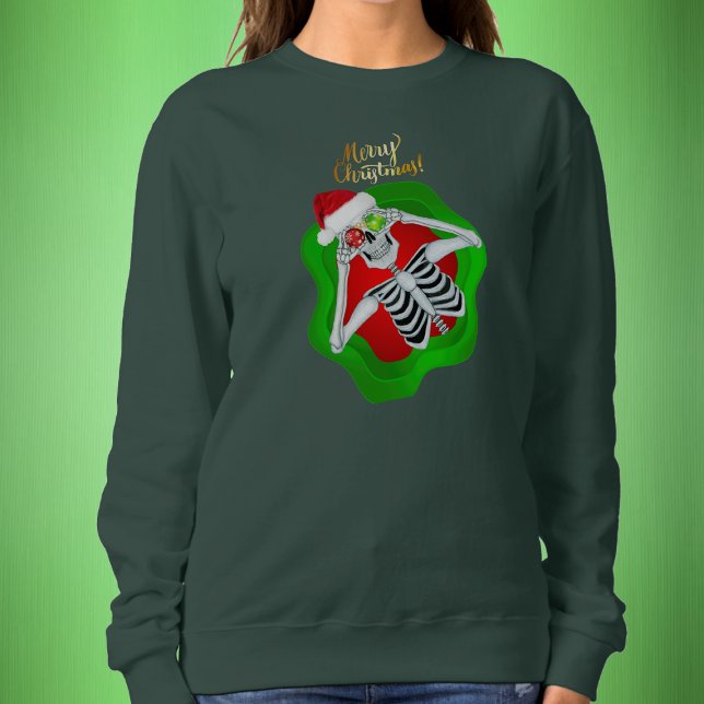 Sudadera Navidades Skeleton Red Santa Hat Ornamentos Verde (Fun Merry Christmas skeleton Santa Hat in green and red splatter shape on sweatshirt.)