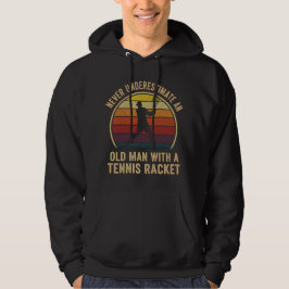 Sudadera Never Underestimate an Old Man with a Tennis-Retro