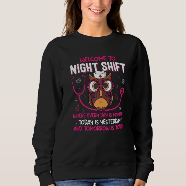 Sudadera Night Shift Nurse Owls  Nursing RN LPN CNA Women   (Anverso)