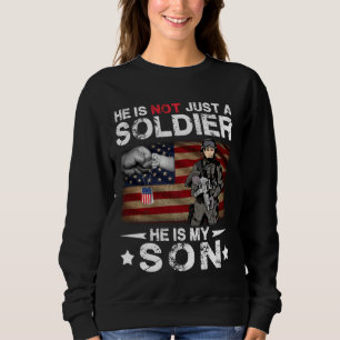 Sudadera No Es Solo Un Soldado, Es Mi Hijo.