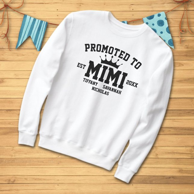 Sudadera Nombres De Nietos Promocionados A La Abuela El Año (Subido por el creador)