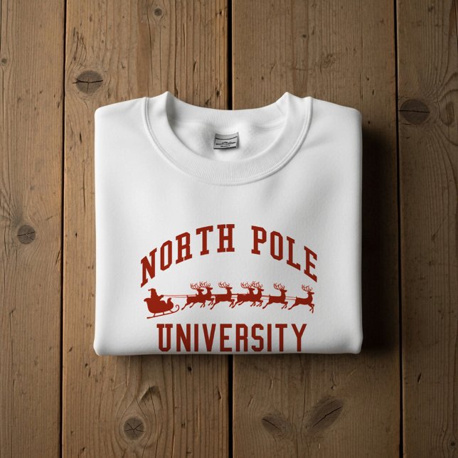 Sudadera North Pole University Christmas Sweatshirt (Subido por el creador)