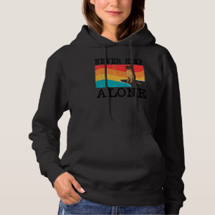 Sudadera Nunca Hike Solo Gran Danés Marrón Gráfica Senderis