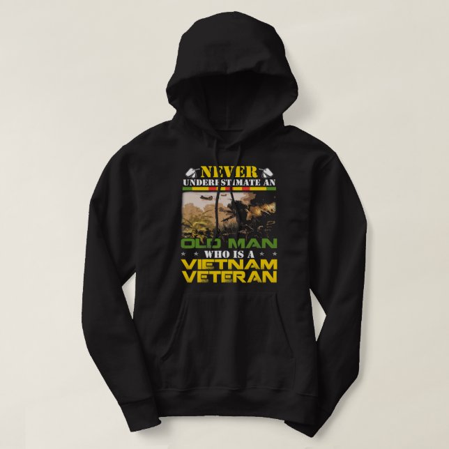 Sudadera Nunca subestimes a un viejo hombre, veterano gordo (Diseño del anverso)