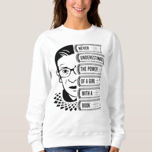 Sudadera Nunca subestimes el poder del Chica con el libro