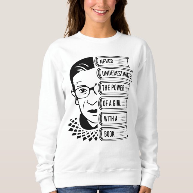 Sudadera Nunca subestimes el poder del Chica con el libro (Anverso)