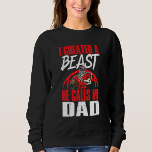 Sudadera Papá de fútbol masculino creé una bestia que me ll