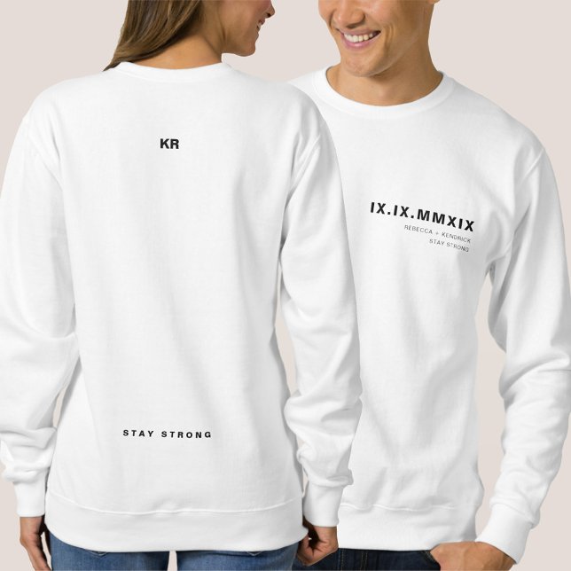 Sudadera Pareja de monograma de los números romanos moderno (Subido por el creador)