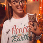 Sudadera Peace On Earth Christmas Holiday Calligraphy<br><div class="desc">A decorative calligraphy quote design for the Christmas holiday season,  that reads: "Peace on earth".</div>