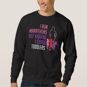 Sudadera Perseguir a los niños pequeños maestros de cuidado