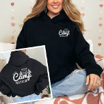 Sudadera Personalizado del partido Bachelorette de Camp Bac<br><div class="desc">Celebre el último sendero antes del velo con nuestro Personalizado de la Fiesta de Bachelorette de Camp Bach personalizado, Hoodie, el regalo personalizado perfecto y el favor de la fiesta para una inolvidable experiencia de soltera de montaña. Sumérjase en la acogedora cabaña de fiestas con esta casa de diseño único,...</div>