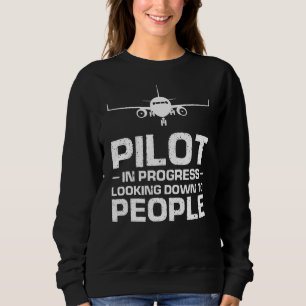 Sudadera Piloto en curso mirando hacia abajo a personas Pil