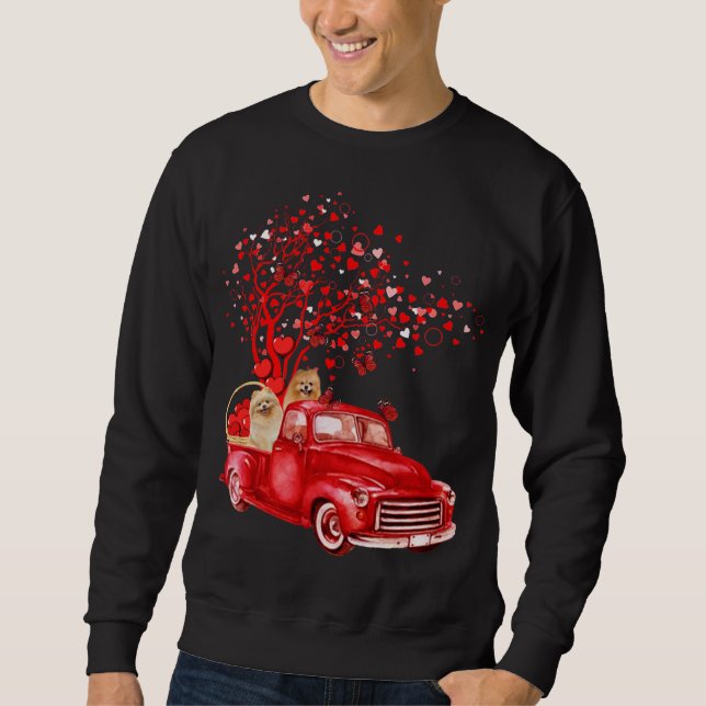 Sudadera Pomeranian Riding Red Truck Valentine Butterfly He (Anverso)