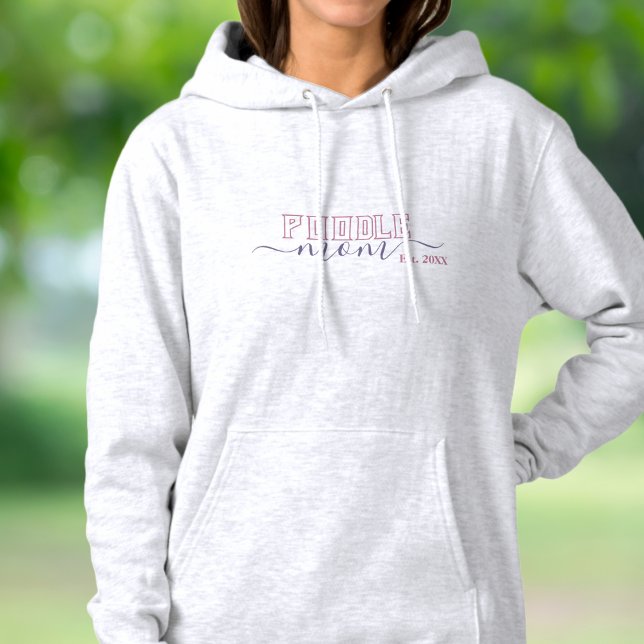 Sudadera Poodle Mamá Varsity Script Fundada (Subido por el creador)
