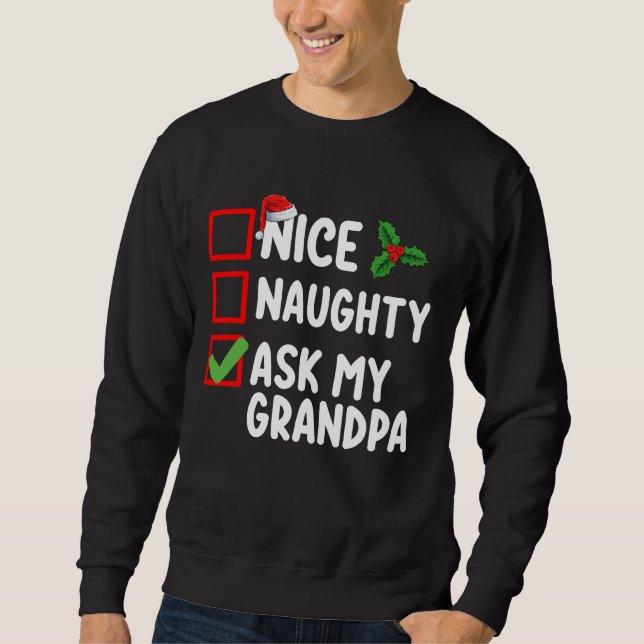 Sudadera Qué traviesa preguntar a mi familia de Navidades d (Anverso)