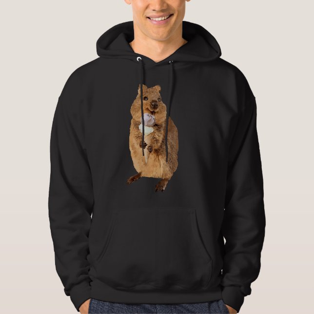 Sudadera quokka kawaii comiendo un cono de helado (Anverso)