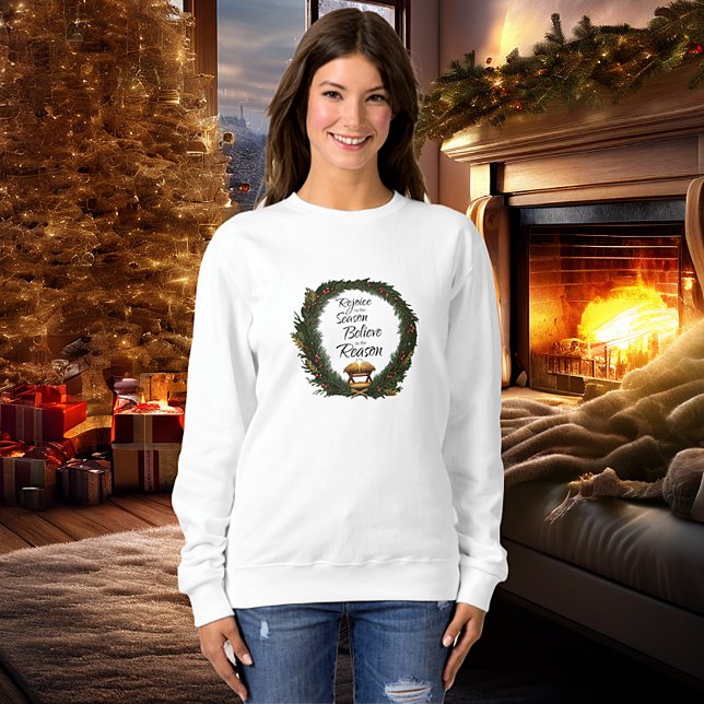 Sudadera Regocíjate y cree en el nacimiento (Subido por el creador)