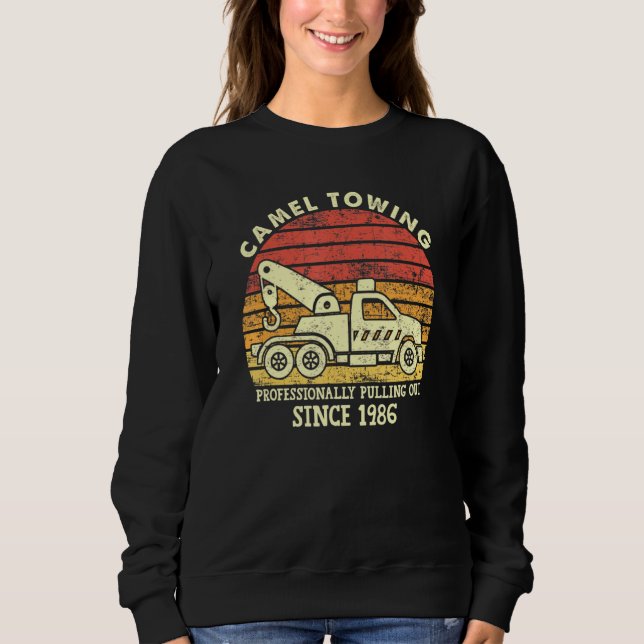 Sudadera Retro De Vintage Profesionalmente Camel Towing Tow (Anverso)